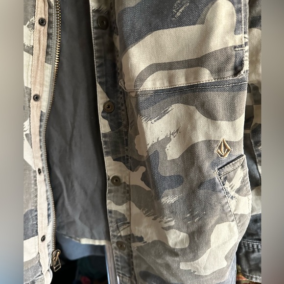 Vintage Volcom Scout Camo Jacket - Picture 8 of 8